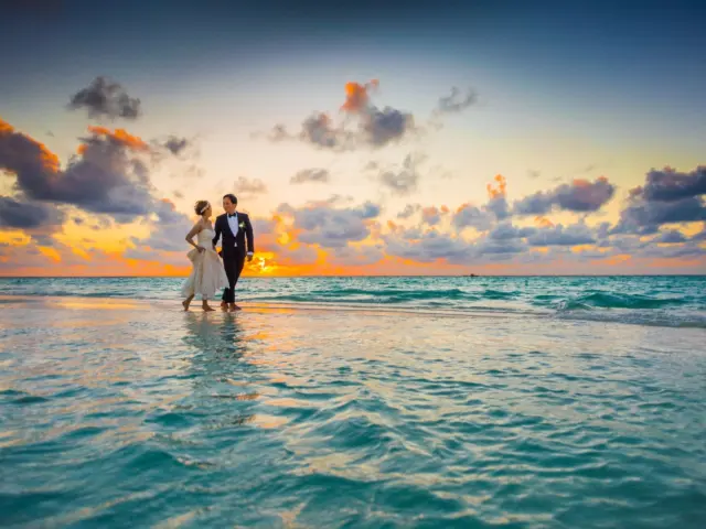 Anniversary Getaway Ideas: 12 Romantic Trips To Celebrate Your Love In 2026